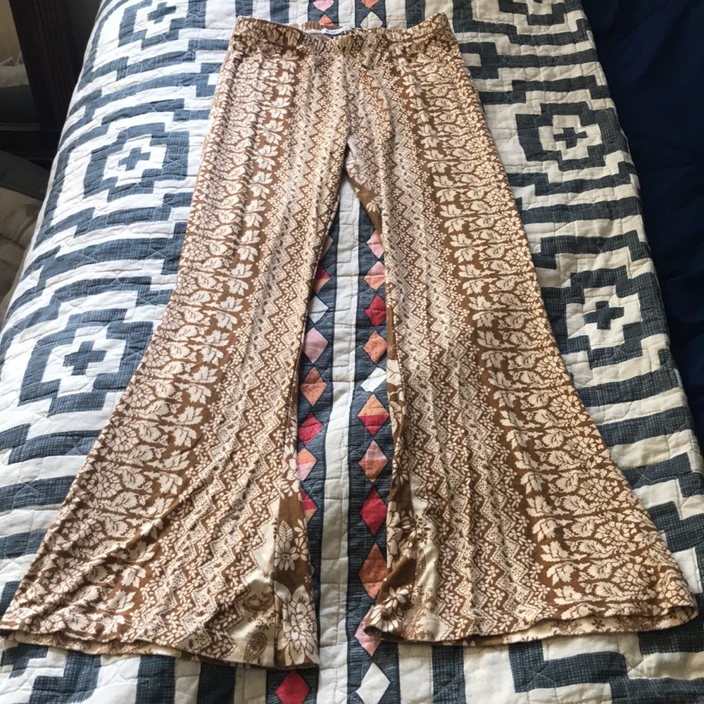 Novella Royale Iris bells